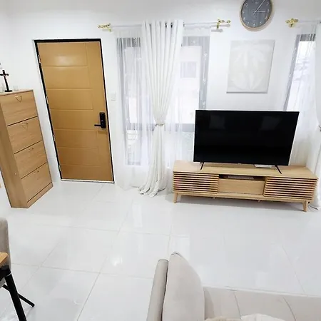 Korpinay House In Mactan With Pool Apartment
